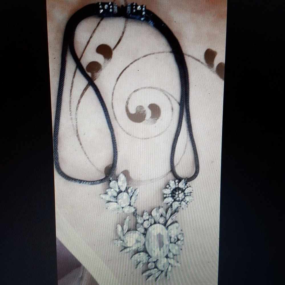 Erickson Beamon Crystal&Rhinestone Dirty Glam Large NECKLACE NWOT - Picture 4 of 8